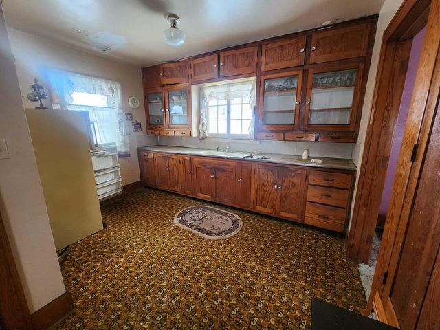 210 S DIVISION STREET, Loyal, WI 54446