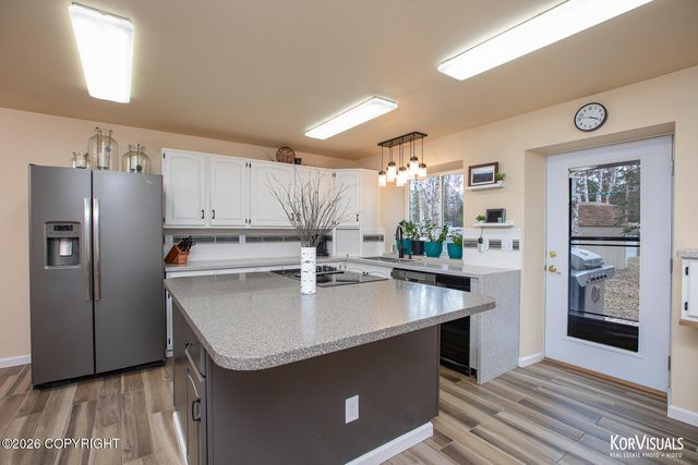 4401 Trapline Drive, Anchorage, AK 99516