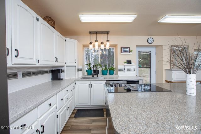4401 Trapline Drive, Anchorage, AK 99516