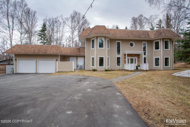 4401 Trapline Drive, Anchorage, AK 99516