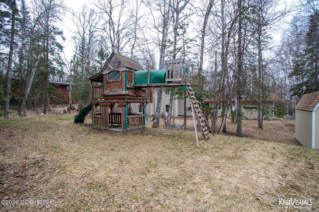 4401 Trapline Drive, Anchorage, AK 99516
