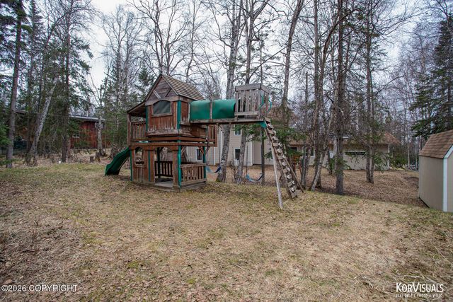 4401 Trapline Drive, Anchorage, AK 99516