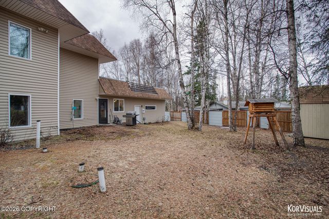 4401 Trapline Drive, Anchorage, AK 99516
