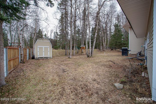 4401 Trapline Drive, Anchorage, AK 99516
