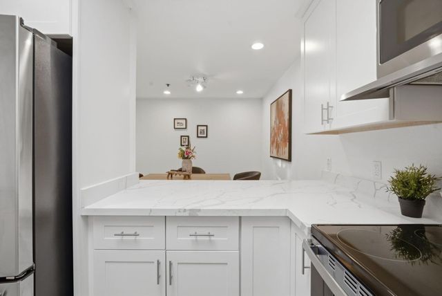 405 91st Street 27, Daly City, CA 94015