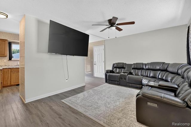 15924 Orchard Street, Romulus, MI 48174