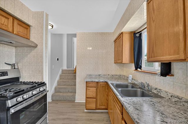 15924 Orchard Street, Romulus, MI 48174