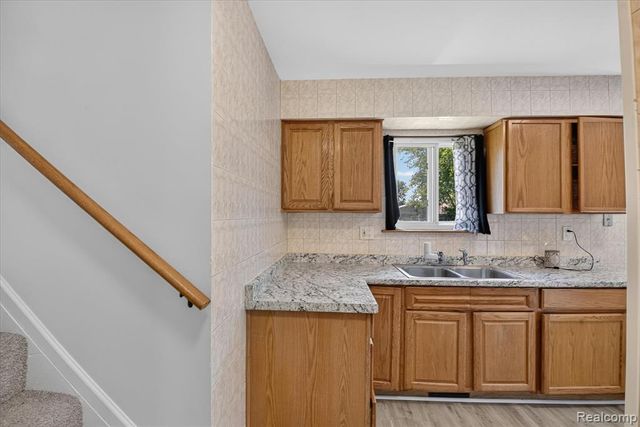 15924 Orchard Street, Romulus, MI 48174