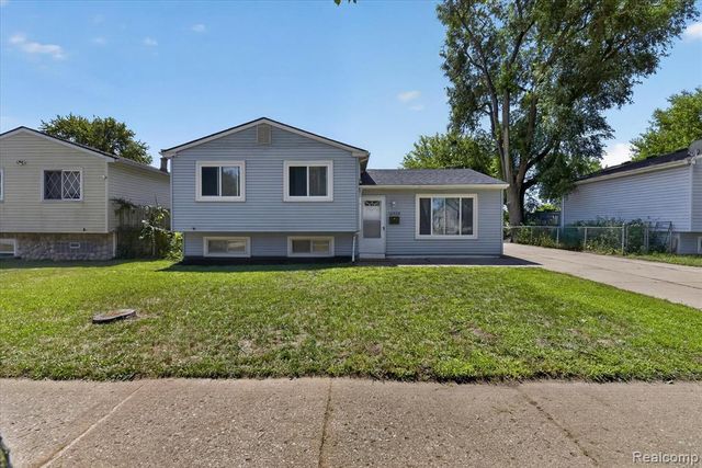 15924 Orchard Street, Romulus, MI 48174