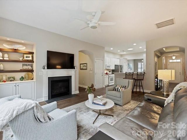 8113 Cottsbrooke Drive, Huntersville, NC 28078