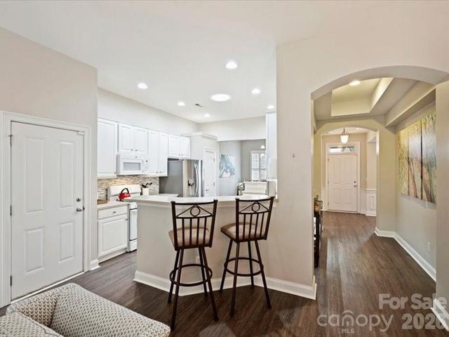 8113 Cottsbrooke Drive, Huntersville, NC 28078