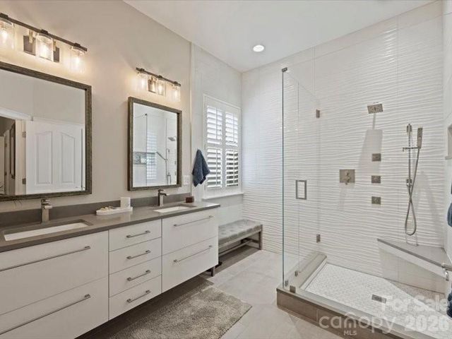 8113 Cottsbrooke Drive, Huntersville, NC 28078