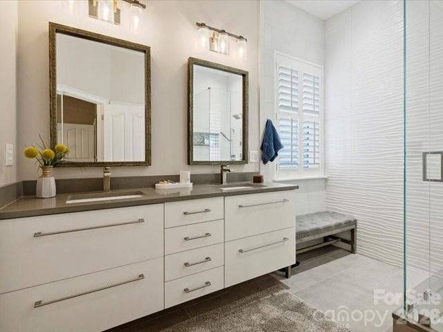 8113 Cottsbrooke Drive, Huntersville, NC 28078