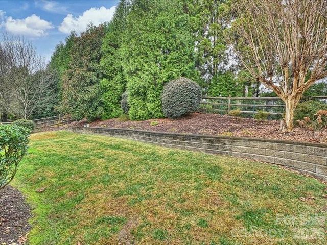 8113 Cottsbrooke Drive, Huntersville, NC 28078