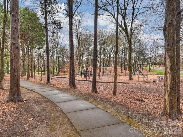 8113 Cottsbrooke Drive, Huntersville, NC 28078
