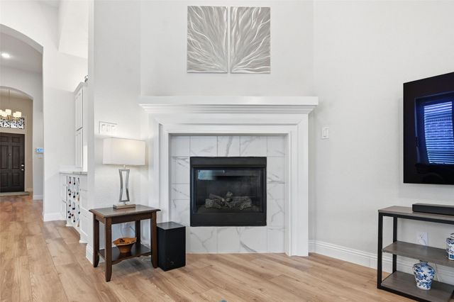 812 Heron Creek Pass, Mckinney, TX 75071