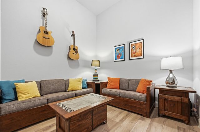 812 Heron Creek Pass, Mckinney, TX 75071