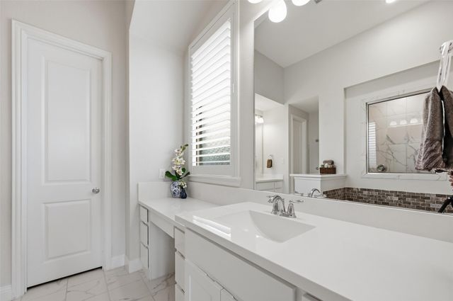 812 Heron Creek Pass, Mckinney, TX 75071