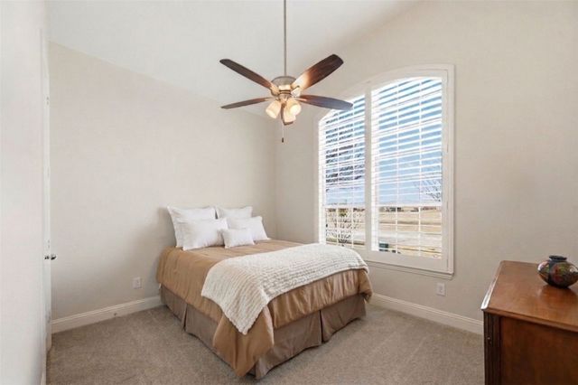 812 Heron Creek Pass, Mckinney, TX 75071