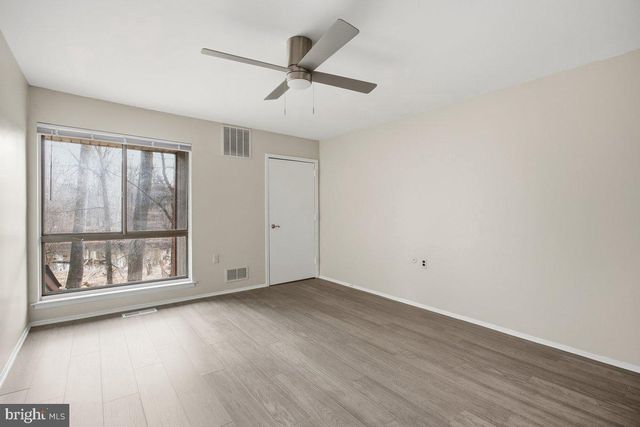 804 TIMBER CRK, Lindenwold, NJ 08021