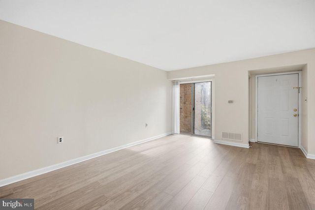 804 TIMBER CRK, Lindenwold, NJ 08021