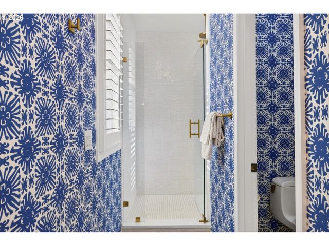 11511 S RIVERWOOD Rd, Portland, OR 97219