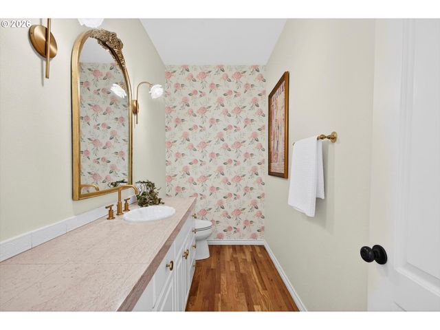 11511 S RIVERWOOD Rd, Portland, OR 97219