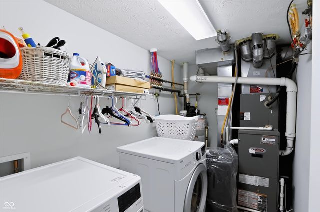 12689 Hollice, Fishers, IN 46037