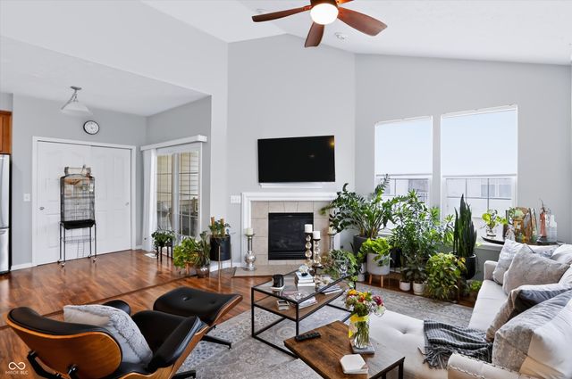 12689 Hollice, Fishers, IN 46037