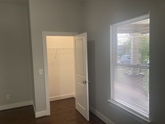 1814 15th Av N, Nashville, TN 37208