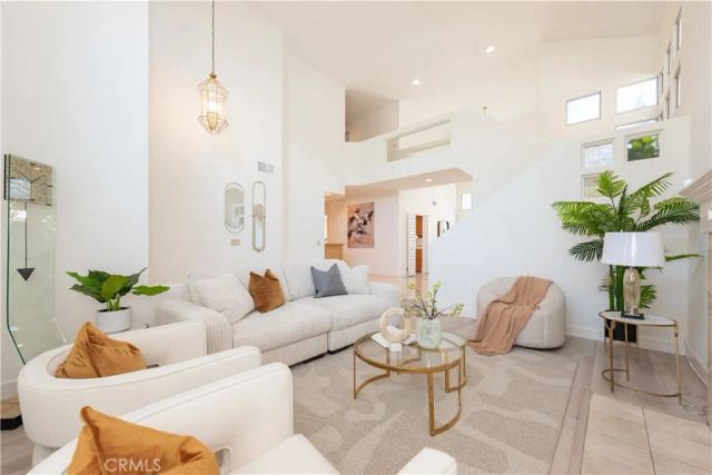 18817 Jeffrey Avenue, Cerritos, CA 90703