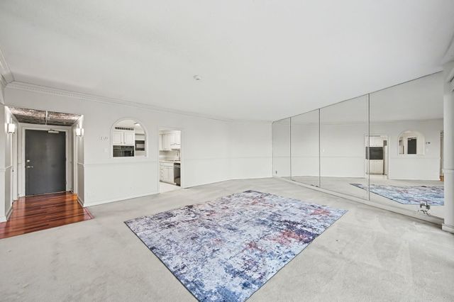 4215 Harding Pike Apt 303, Nashville, TN 37205