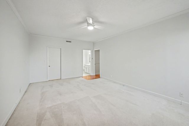 4215 Harding Pike Apt 303, Nashville, TN 37205