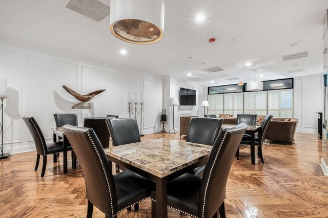 4215 Harding Pike Apt 303, Nashville, TN 37205