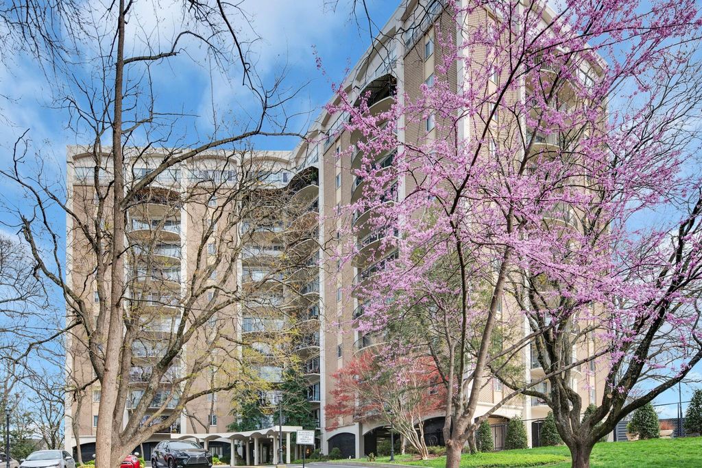 4215 Harding Pike Apt 303, Nashville, TN 37205