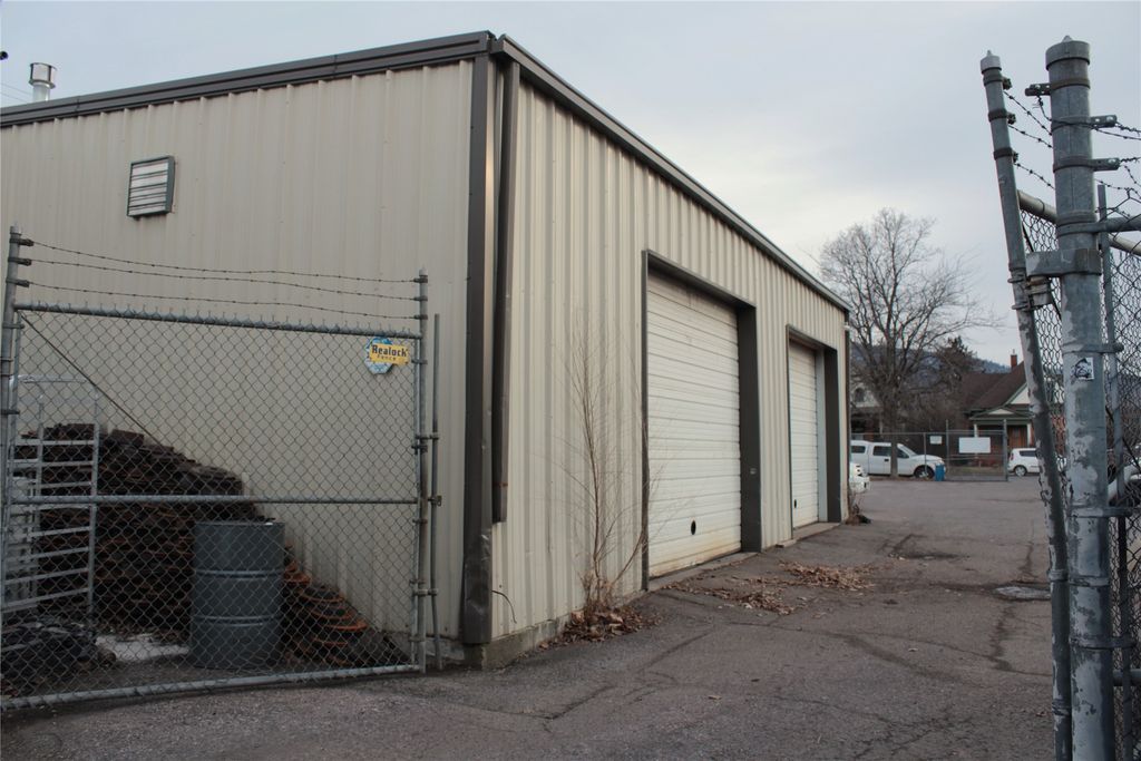 128 S 5th Street W, Missoula, MT 59801 photo 4