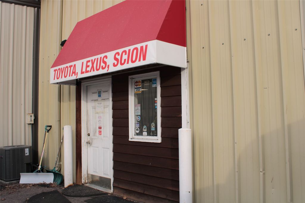 128 S 5th Street W, Missoula, MT 59801 photo 7