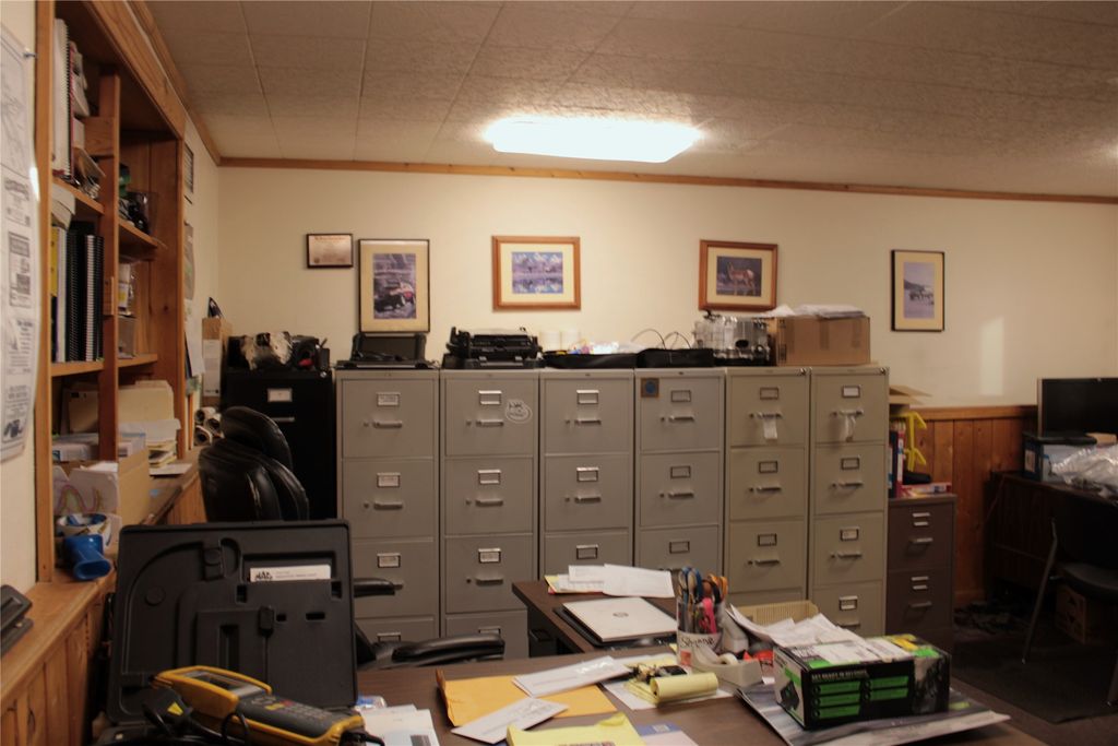 128 S 5th Street W, Missoula, MT 59801 photo 9