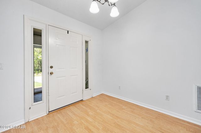 1355 1st Avenue, Deland, FL 32724