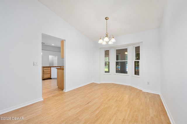1355 1st Avenue, Deland, FL 32724