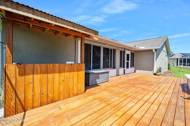 1355 1st Avenue, Deland, FL 32724