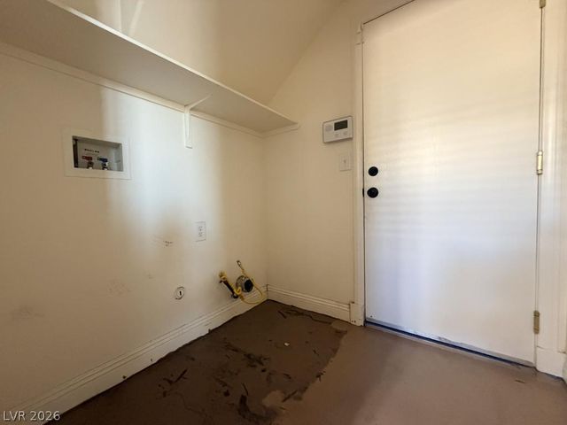 5921 Tamarack Lodge Lane, North Las Vegas, NV 89081
