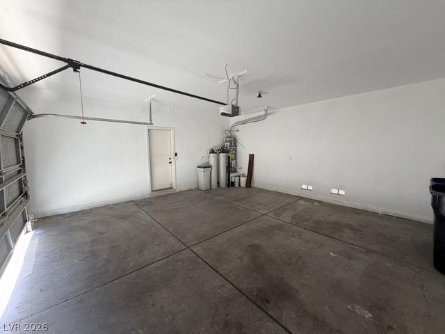 5921 Tamarack Lodge Lane, North Las Vegas, NV 89081