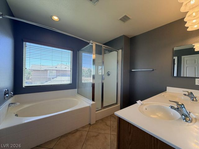 5921 Tamarack Lodge Lane, North Las Vegas, NV 89081