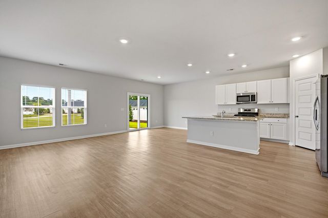 8048 Forest Edge Dr., Myrtle Beach, SC 29579