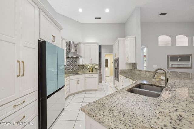 7849 RITTENHOUSE Lane, Jacksonville, FL 32256