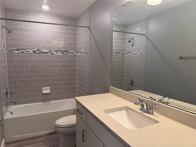 4584 GLIDING WAVE STREET, Winter Garden, FL 34787