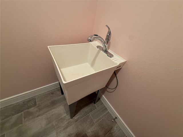 4584 GLIDING WAVE STREET, Winter Garden, FL 34787