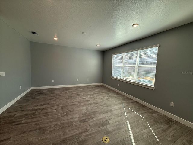 4584 GLIDING WAVE STREET, Winter Garden, FL 34787