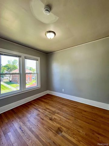 168 Bondie Street, Wyandotte, MI 48192